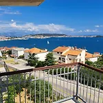Apartment With Splendid Sea View