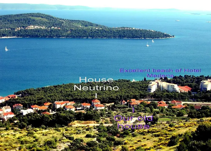 With Splendid Sea View * Traù