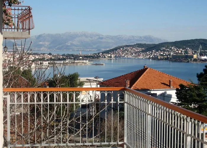 With Splendid Sea View *