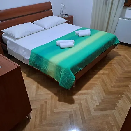 Apartment With Splendid Sea View