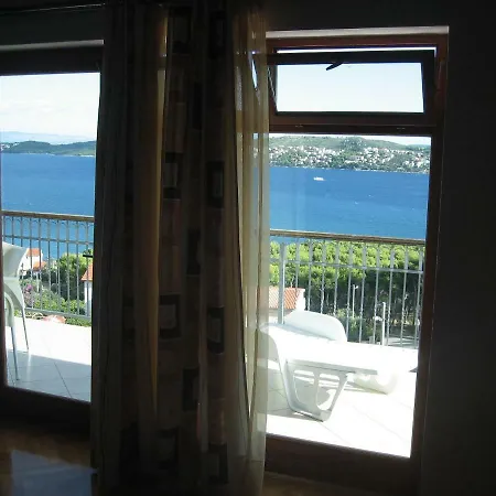 With Splendid Sea View