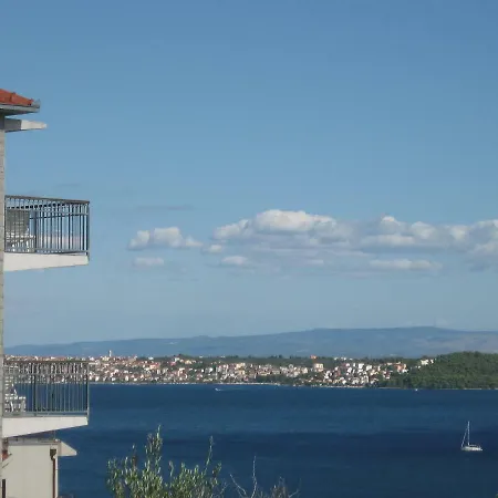 Apartment With Splendid Sea View Trogir